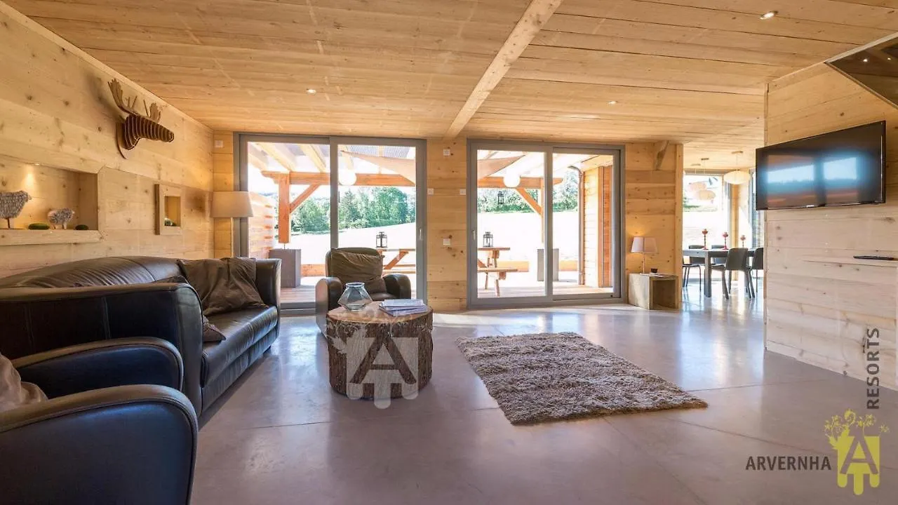 Holiday home Chalet Des Marmottes Besse-et-Saint-Anastaise